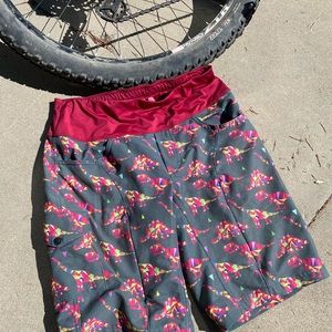 DINO print Mountain Bike shorts